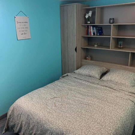 Rocroi: Gite De Bourgogne Bagian luar foto