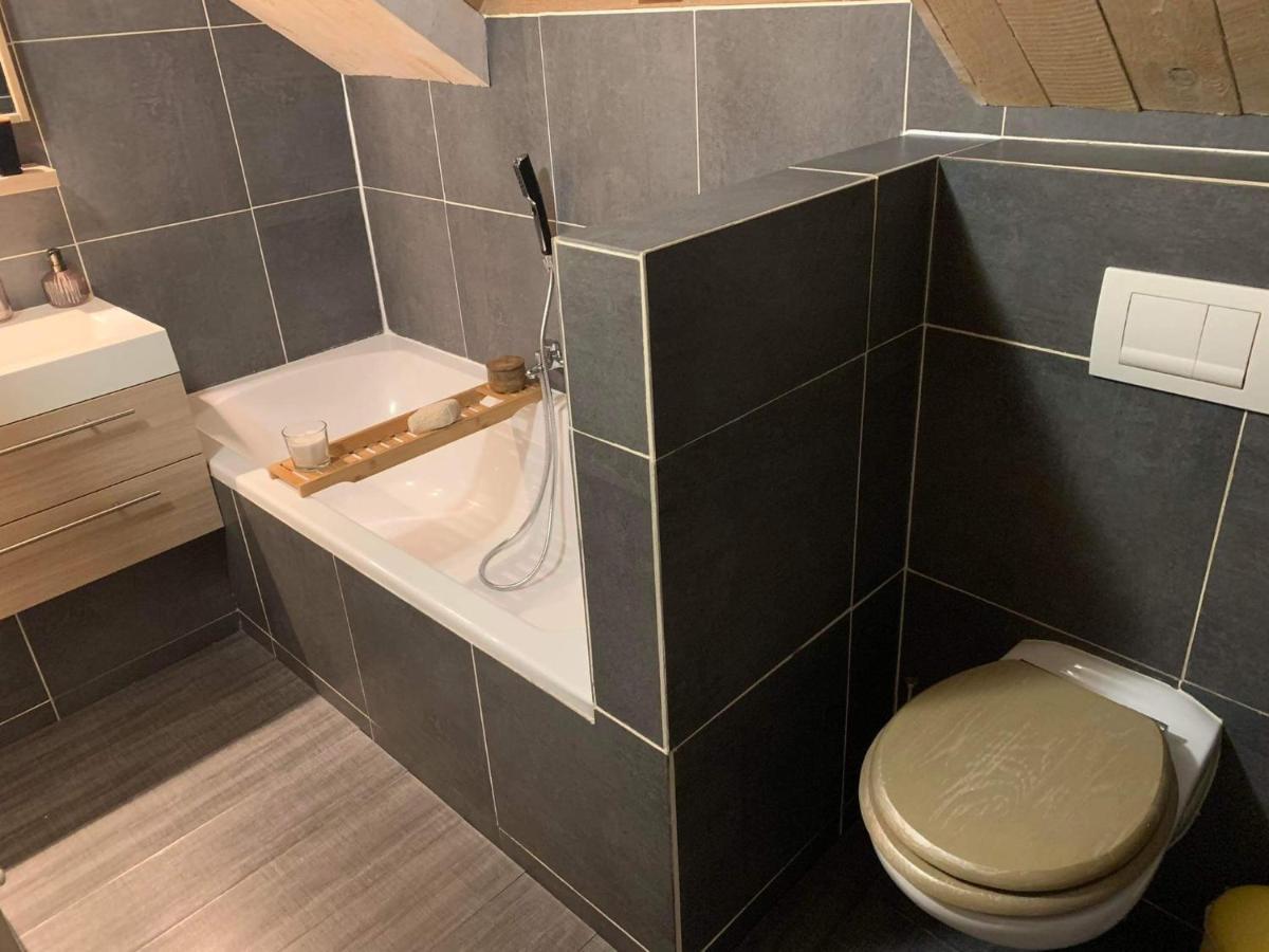 Rocroi: Gite De Bourgogne Bagian luar foto